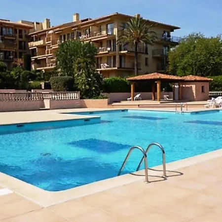 Spacieux Avec Jardin Coeur De St Tropez דירה