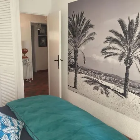 Spacieux Avec Jardin Coeur De St Tropez דירה